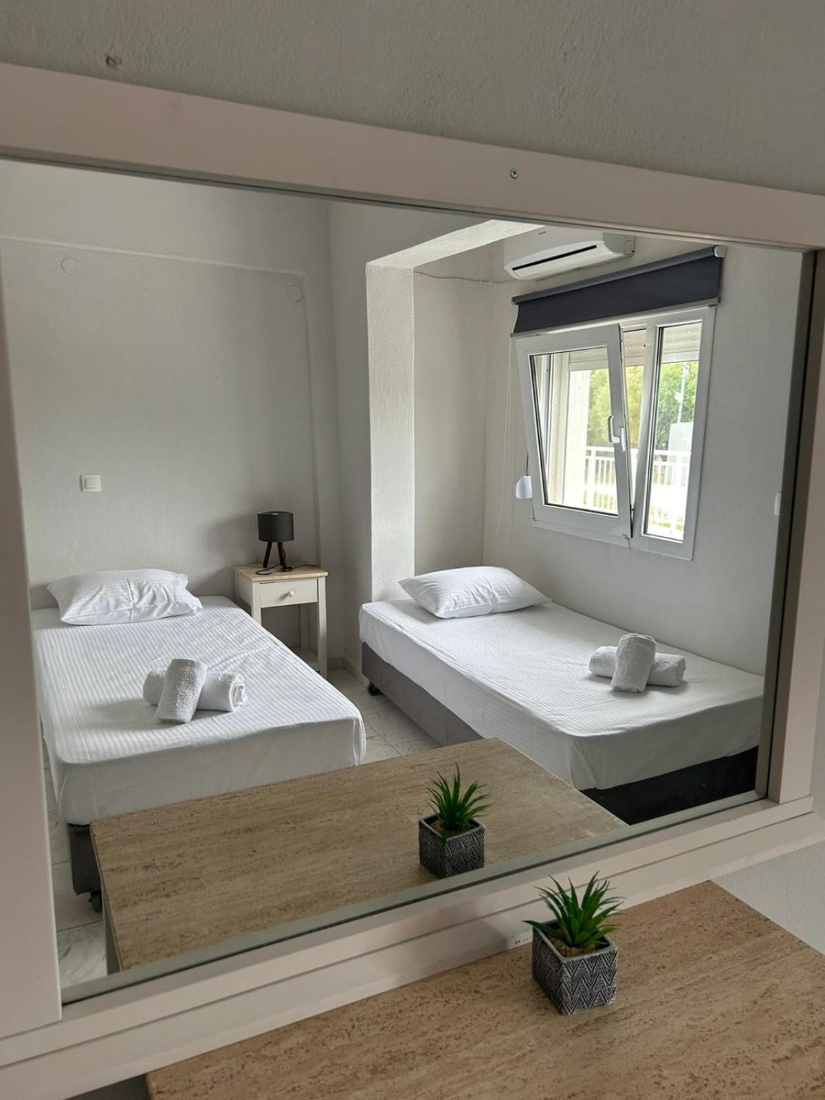 Marele Hills Apartments Néa Fókaia Rom bilde